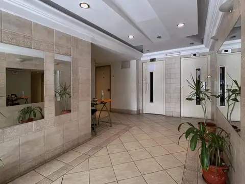 Malabia 2400, Piso 7
