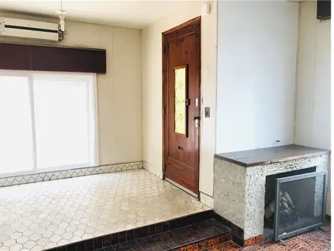 Depto Tipo Casa en Alquiler de 4 ambientes