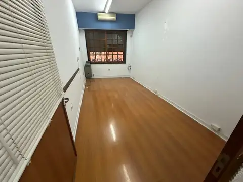 Oficina en Alquiler en Olivos Quinta Presidencial, $ 600.000