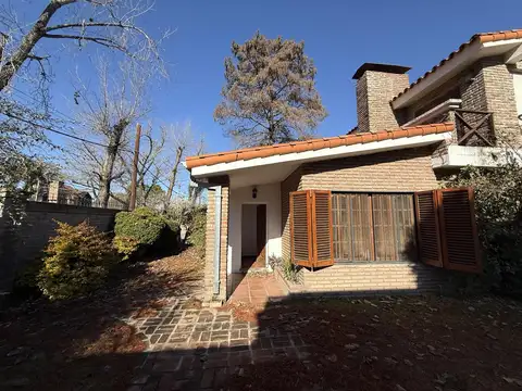 Casa en Venta con 1 cochera