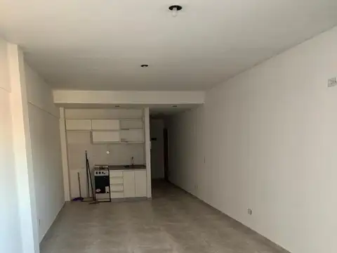 Llerena 3100 , Piso 4