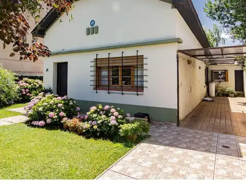 Casa 5 ambientes con 1 baño