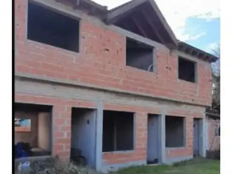 Casa 6 ambientes con 3 baños