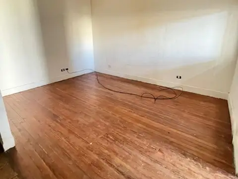 ALQUILER DEPARTAMENTO TIPO PH DE 3 AMBIENTES EN BERNAL