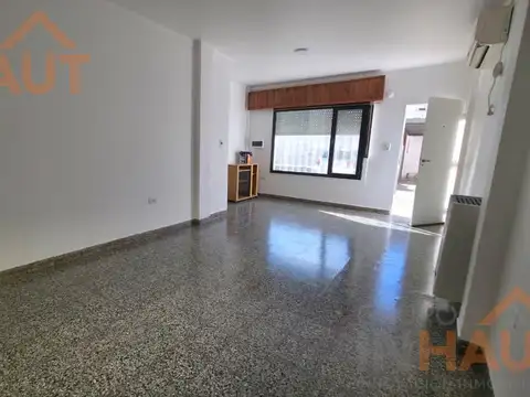 Depto Tipo Casa en Venta de 6 ambientes
