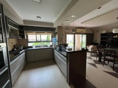 Propiedad exclusiva en zona residencial