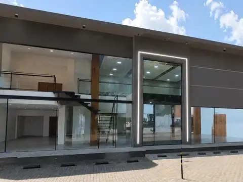 IMPONENTE LOCAL 500M2 RUTA E-53 - RÍO CEBALLOS