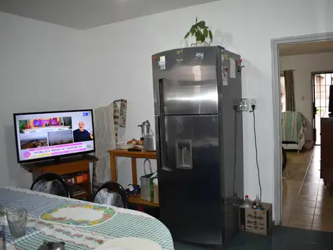 Casa 5 ambientes con 2 baños