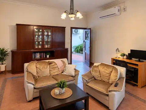 Depto Tipo Casa en Venta con 2 cocheras