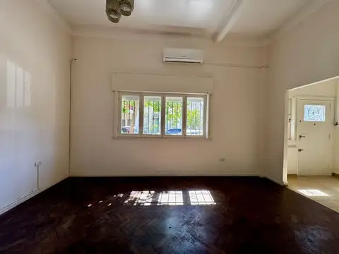 Depto Tipo Casa en Venta 56 años