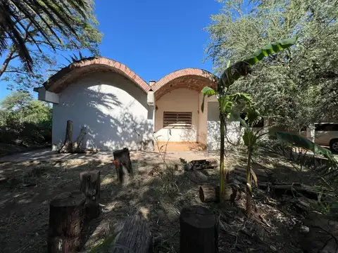 Casa 5 ambientes con 4 baños