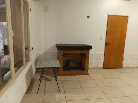 Casa en Alquiler en Coquimbito, $ 1.200.000
