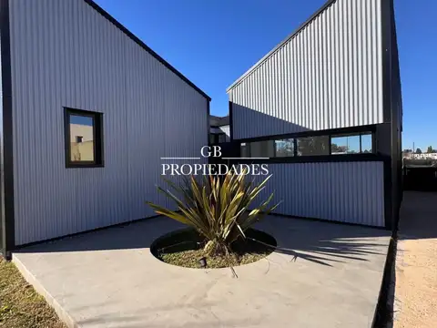 Casa en Alquiler de 3 dormitorios