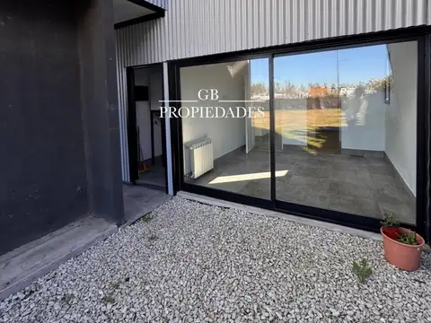 Casa en Alquiler en Pilar del Este - Santa Elena, USD 1.000