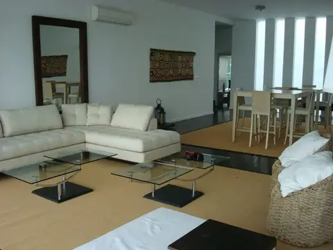 Departamento en Alquiler Temporal de 4 dormitorios