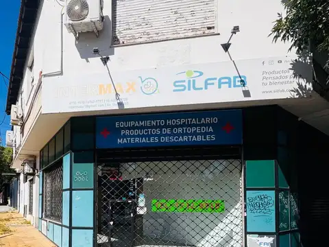 ACASSUSO - ALQUILER LOCAL C/ DEPOSITO SOBRE AV. SANTA FE S/EXPENSAS