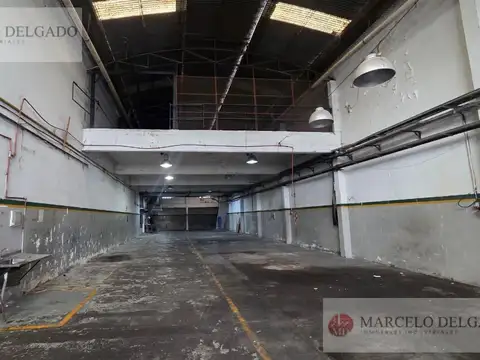 Galpon en Venta en Sarandí, USD 700.000