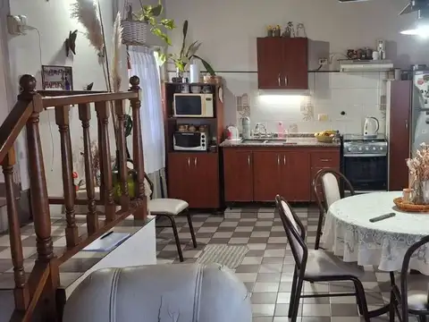 Depto Tipo Casa en Venta de 12 ambientes