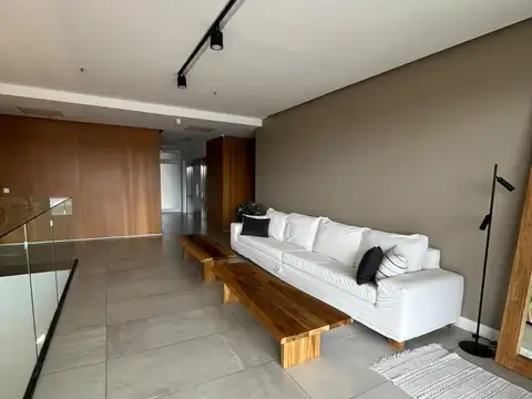 San Martin Sur 2595,piso 10,Depto E. Godoy Cruz.                                 (Edificio VISTA CRUZ)