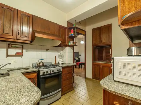 Casa 4 ambientes con 3 baños
