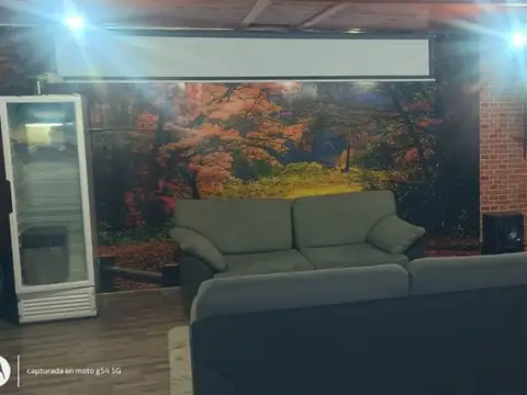 CASA CON PILETA - COMODORO RIVADAVIA