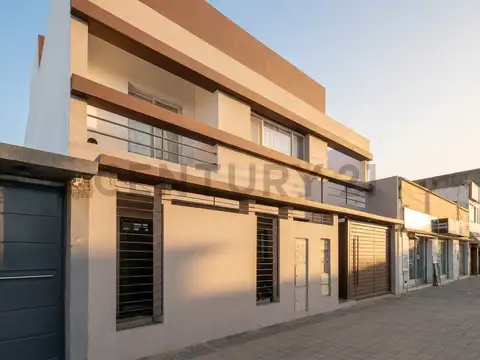 VENTA EN BLOCK 3 DEPARTAMENTOS Y COCHERAS