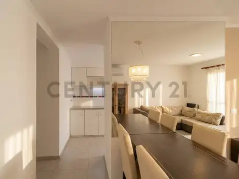 Departamento en Venta de 4 dormitorios