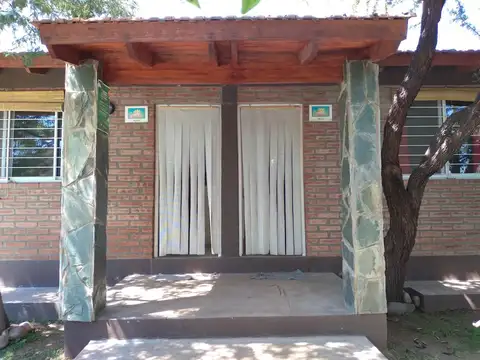 Casa 4 ambientes con 3 baños