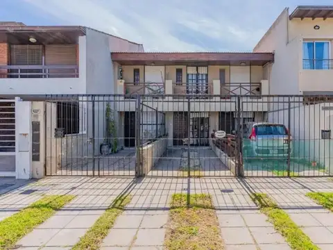 EXCELENTE DUPLEX 3 AMBIENTES A CUADRAS DE PARQUE LURO