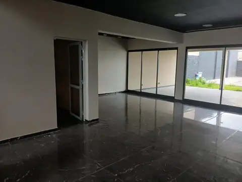 Casa en Alquiler de 3 dormitorios