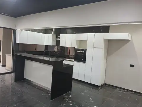 Casa en Alquiler al Norte