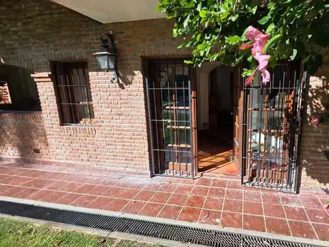 CASA VENTA BARRIO BELLO HORIZONTE TIGRE 5 amb