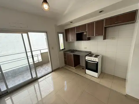 Departamento en Alquiler en Villa del Parque, $ 600.000