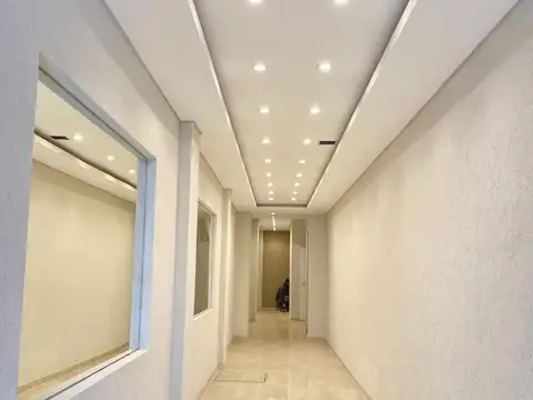 ALQUILER depto monoambiente sobre avenida en Wilde