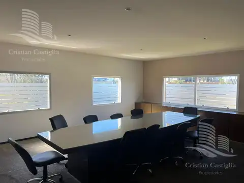 Oficina 3 ambientes con 1 baño
