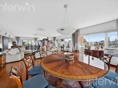 Departamento en Venta con 2 cocheras