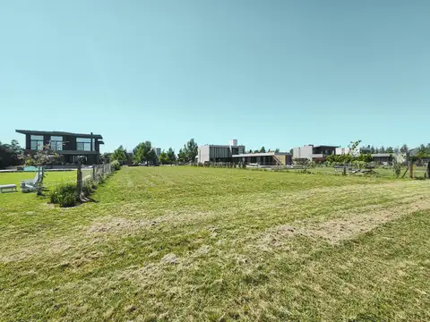 Terreno en Venta 70  mts Fondo