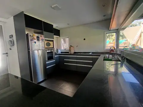 Casa en Venta al Oeste