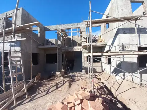 DEPARTAMENTO 2 DORMITORIOS EN PLANTA BAJA