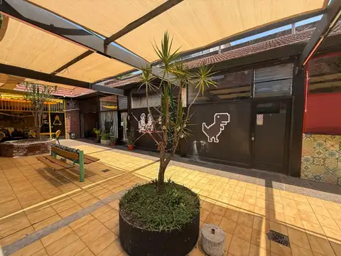 Local en Alquiler en Villa Ballester, $ 430.000