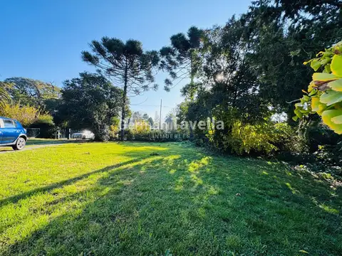 Casa en Venta con 5 cocheras