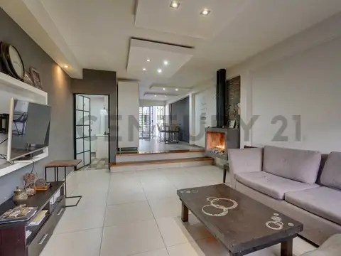 Casa en Venta en Versalles, USD 420.000