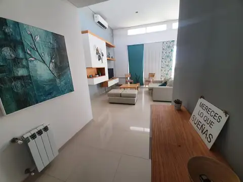 Casa En Venta Bº La Falda, Espinosa 2700