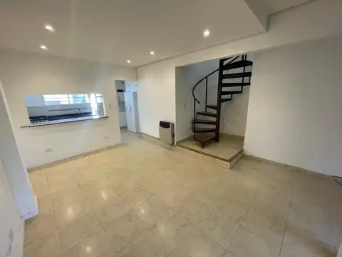DUPLEX 3 AMBIENTES