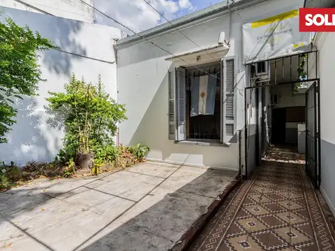 Casa 4 ambientes con 1 baño