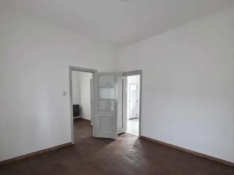 Depto Tipo Casa en Alquiler de 2 ambientes