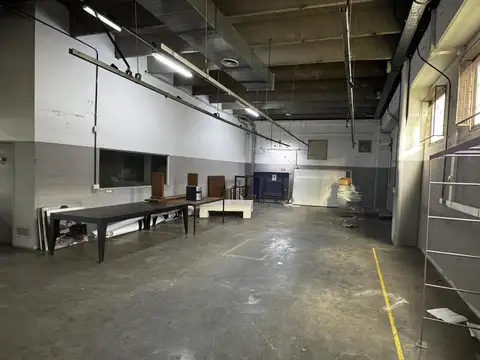 AV. BARTOLOMÉ MITRE al 3800