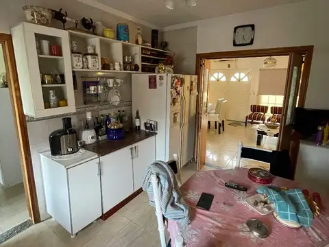 Casa 5 ambientes con 1 baño