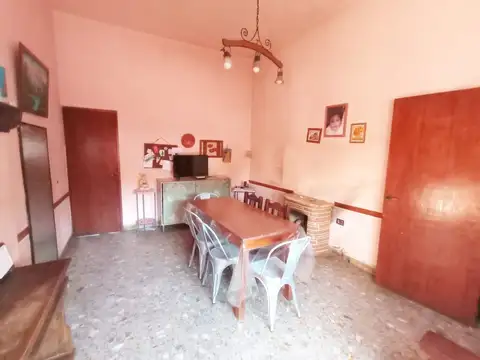 CASA 3 AMBIENTES VENTA VILLA TESEI HURLINGHAM