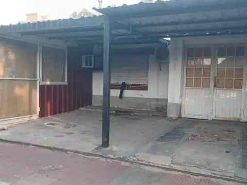 Casa 7 ambientes con 3 baños